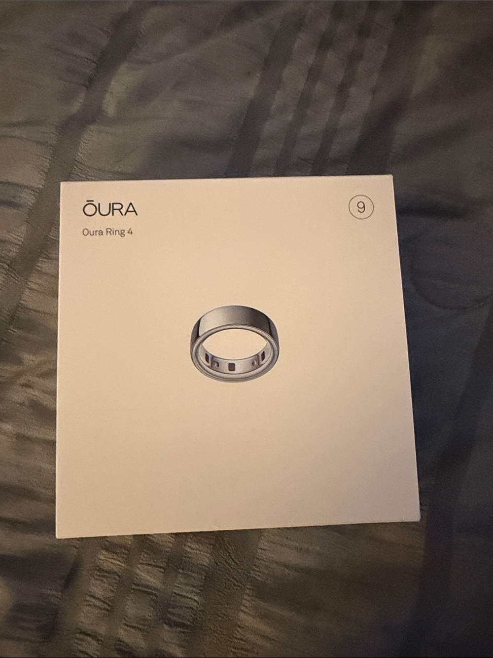 Oura Ring 4 Box with Silver Ring size 9